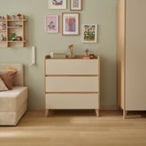 Скрин с чекмеджета MUVE