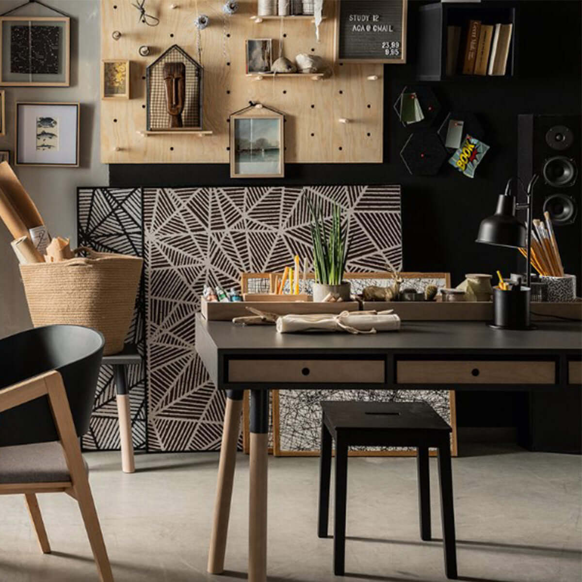 Метална лампа за бюро BRIT TL-A162 - черен I Мебели VOX