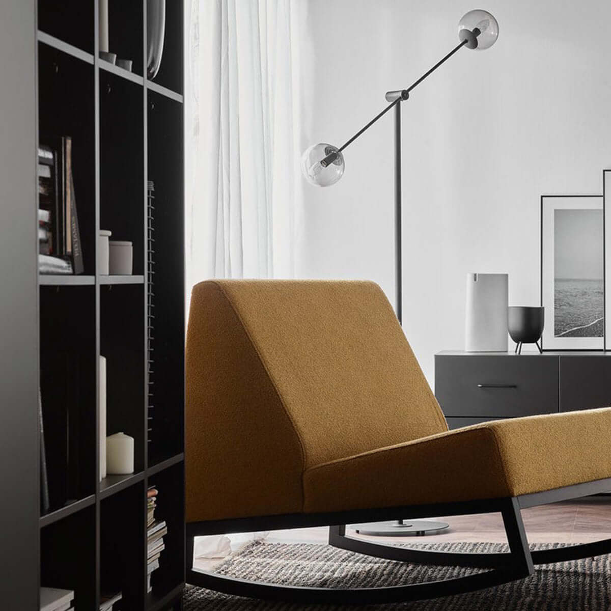 Подова лампа OHIO с глобуси I Мебели VOX