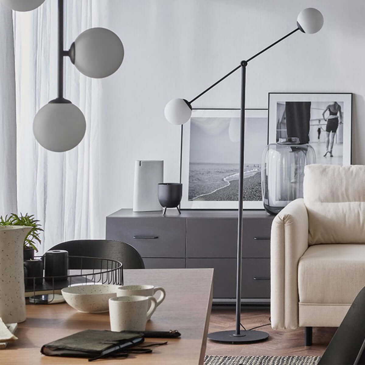 Подова лампа OHIO с глобуси I Мебели VOX