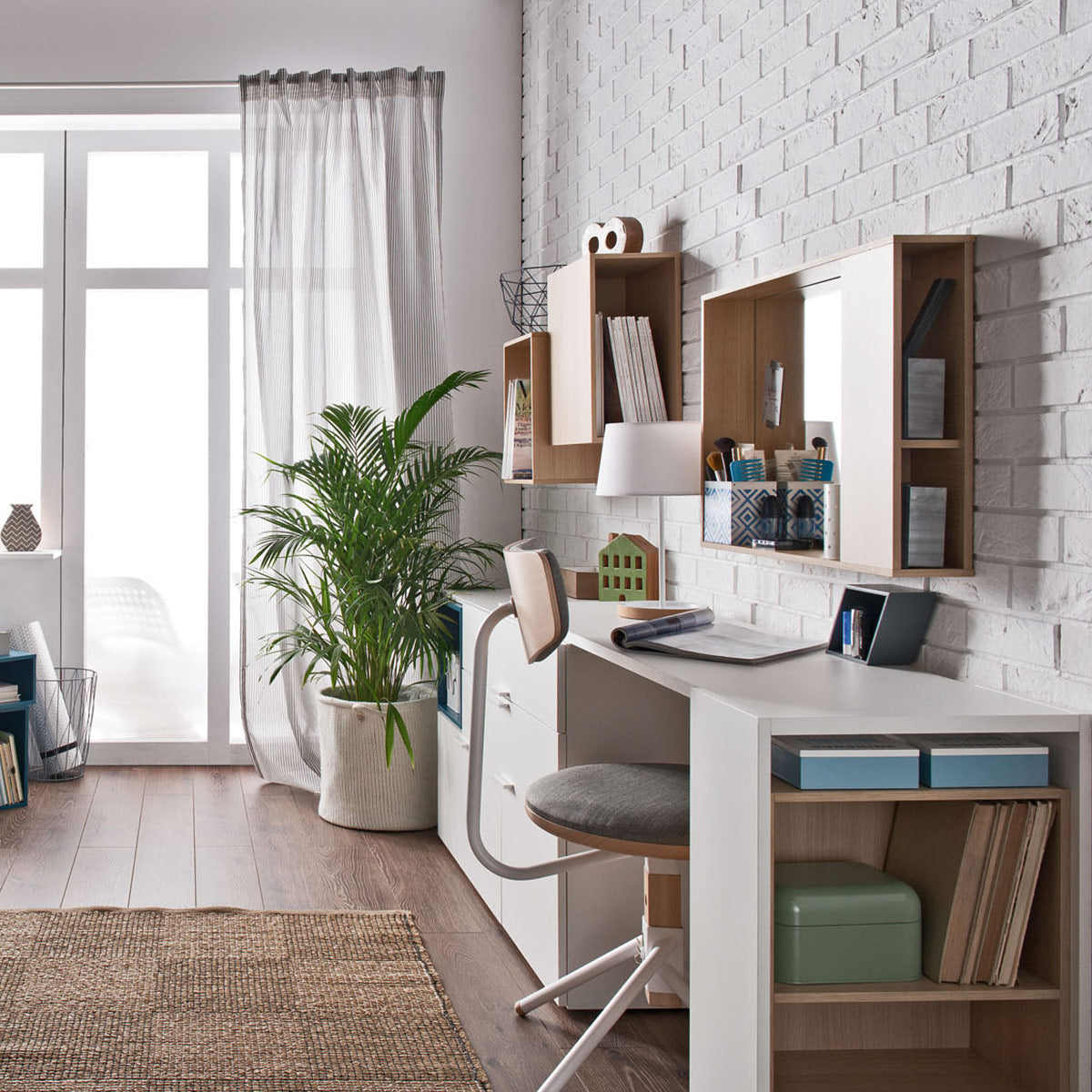 Огледало с място за съхранение 4YOU - дъб I Мебели VOX