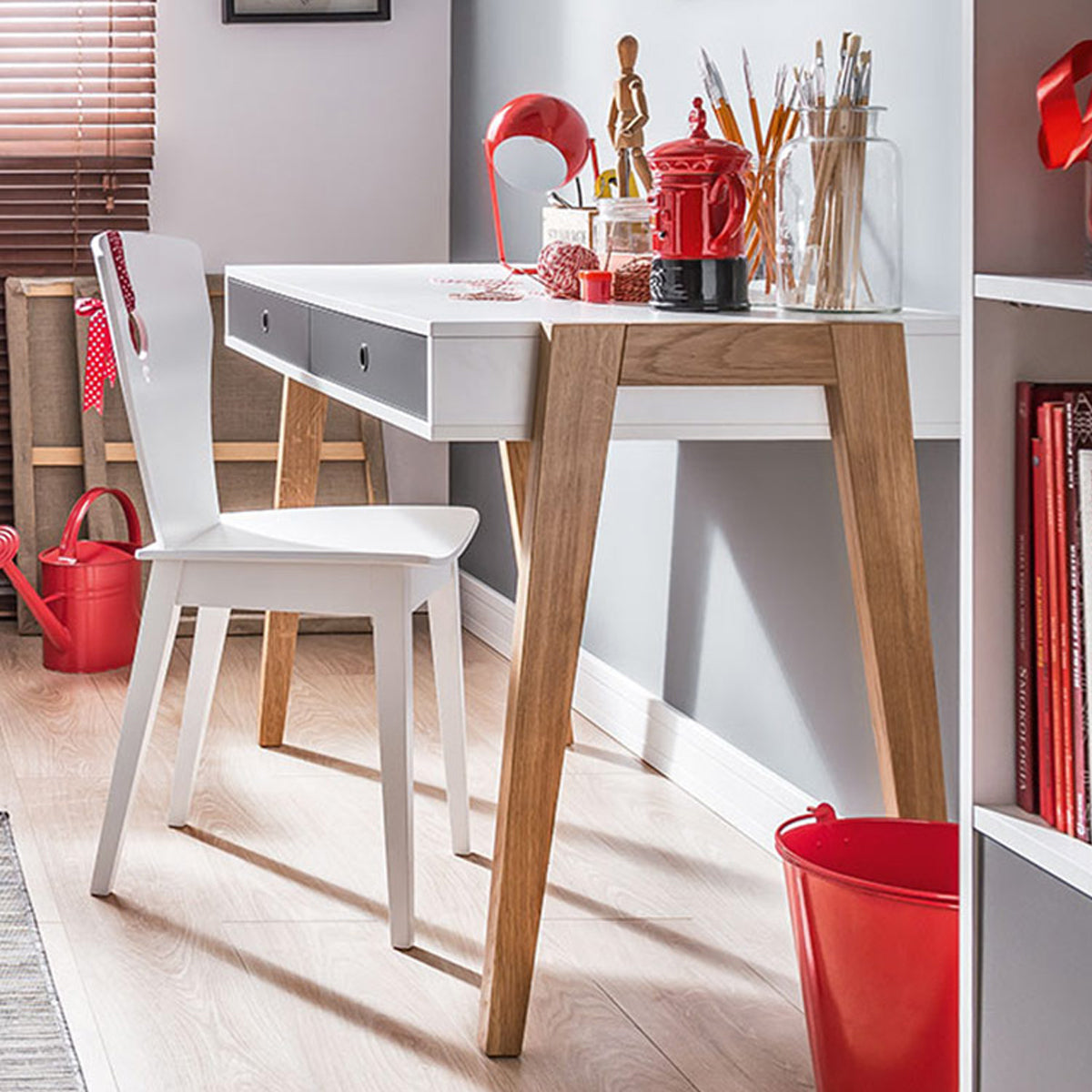 Бюро CONCEPT II - бял и графит на VOX Полша от Мебели VOX