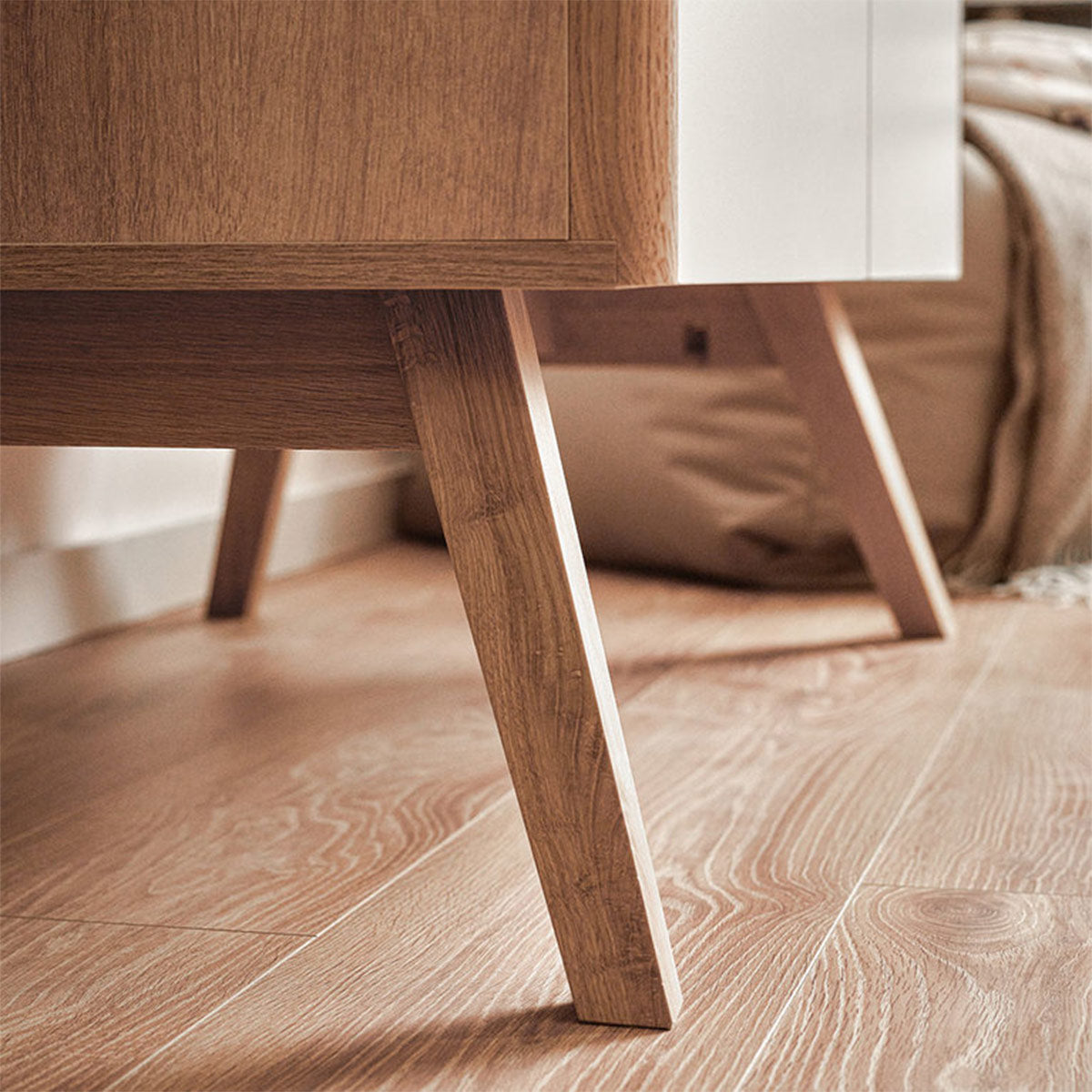 Двукрилен гардероб NATURE | Мебели VOX