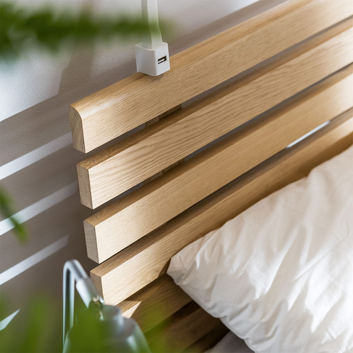 Спалня с панелна табла NATURE | Мебели VOX