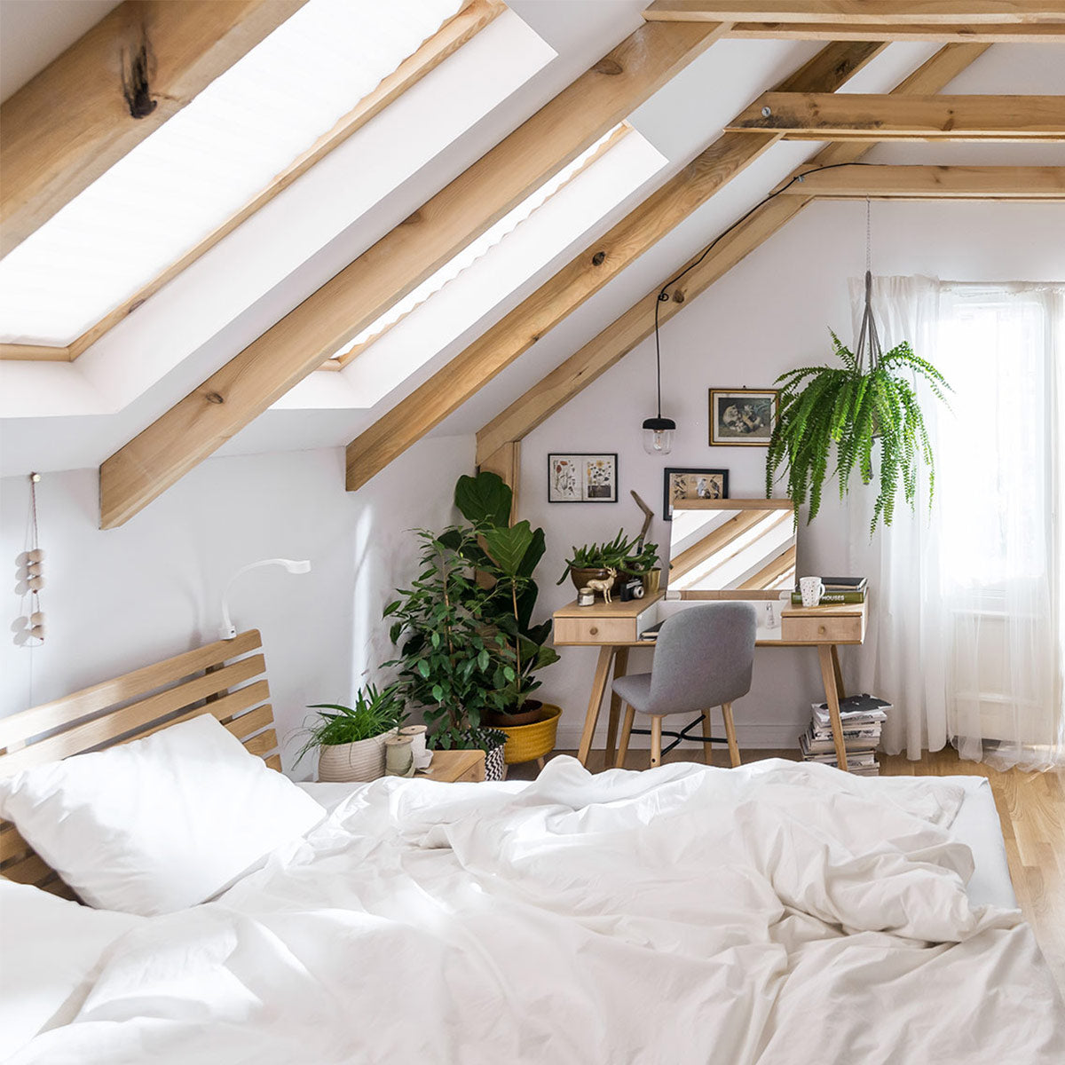 Спалня с панелна табла NATURE | Мебели VOX