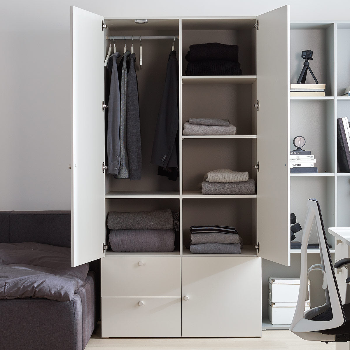 Двукрилен гардероб RELI | Мебели VOX