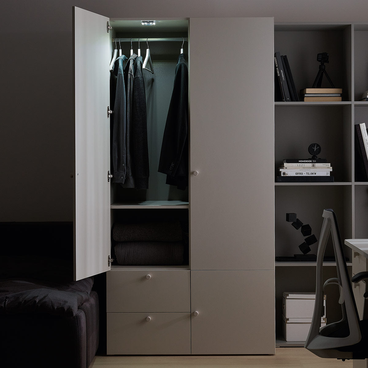 Двукрилен гардероб RELI | Мебели VOX