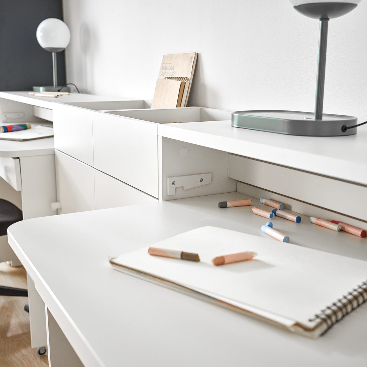 Разтегателно бюро RELI | Мебели VOX